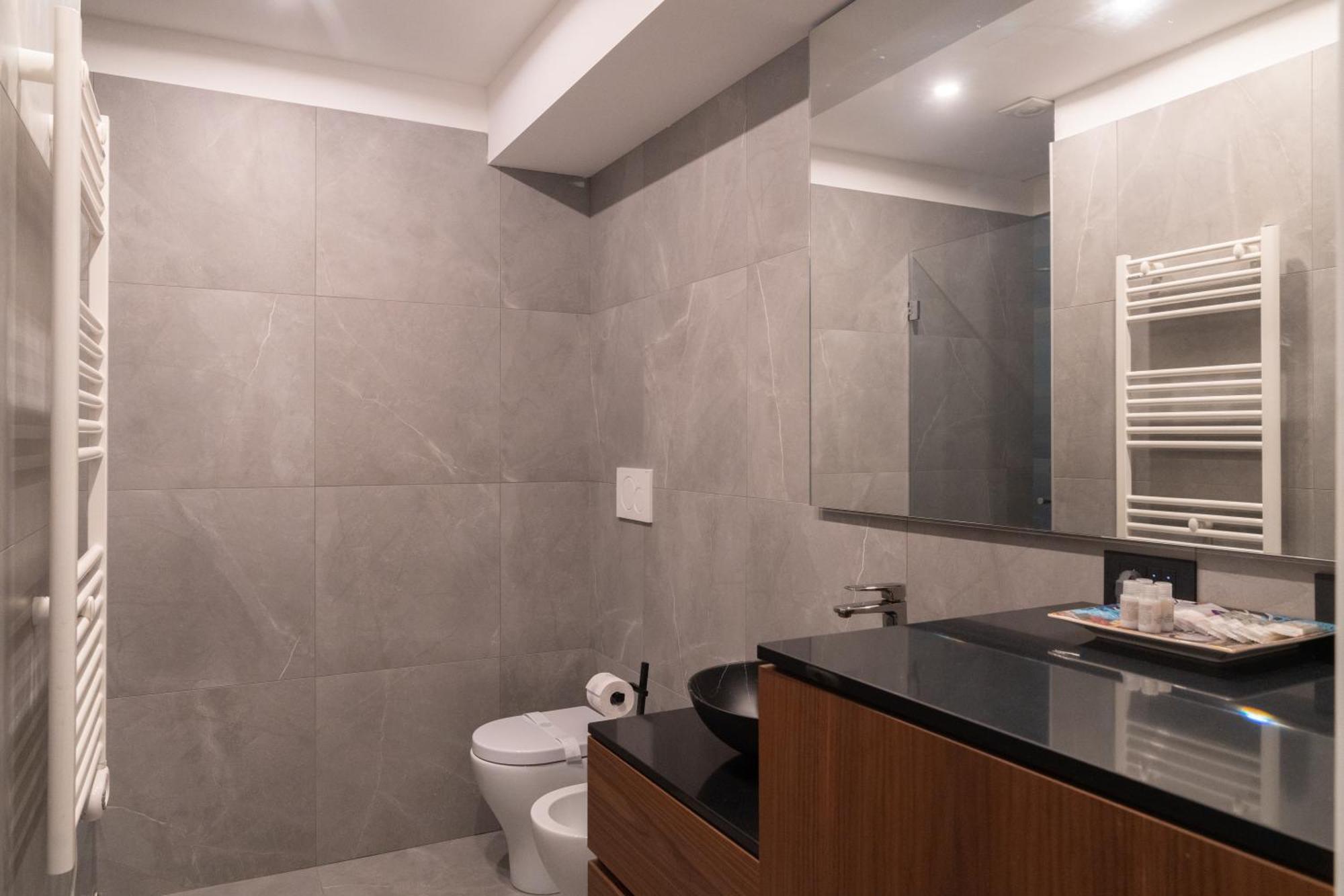 Suite Casa Degli Specchi, Appartamento Di Lusso In Galleria Buenos Aires 米兰 外观 照片